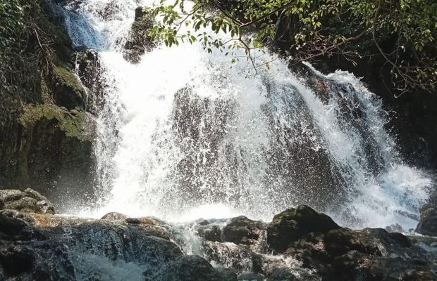 Khe Dau Waterfall